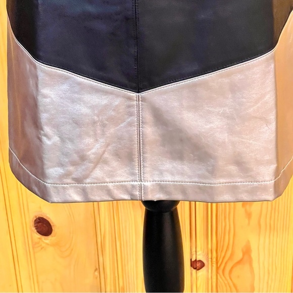 NWT W by WORTH Chevron Leather Mini Skirt Sz-2 - Picture 3 of 7